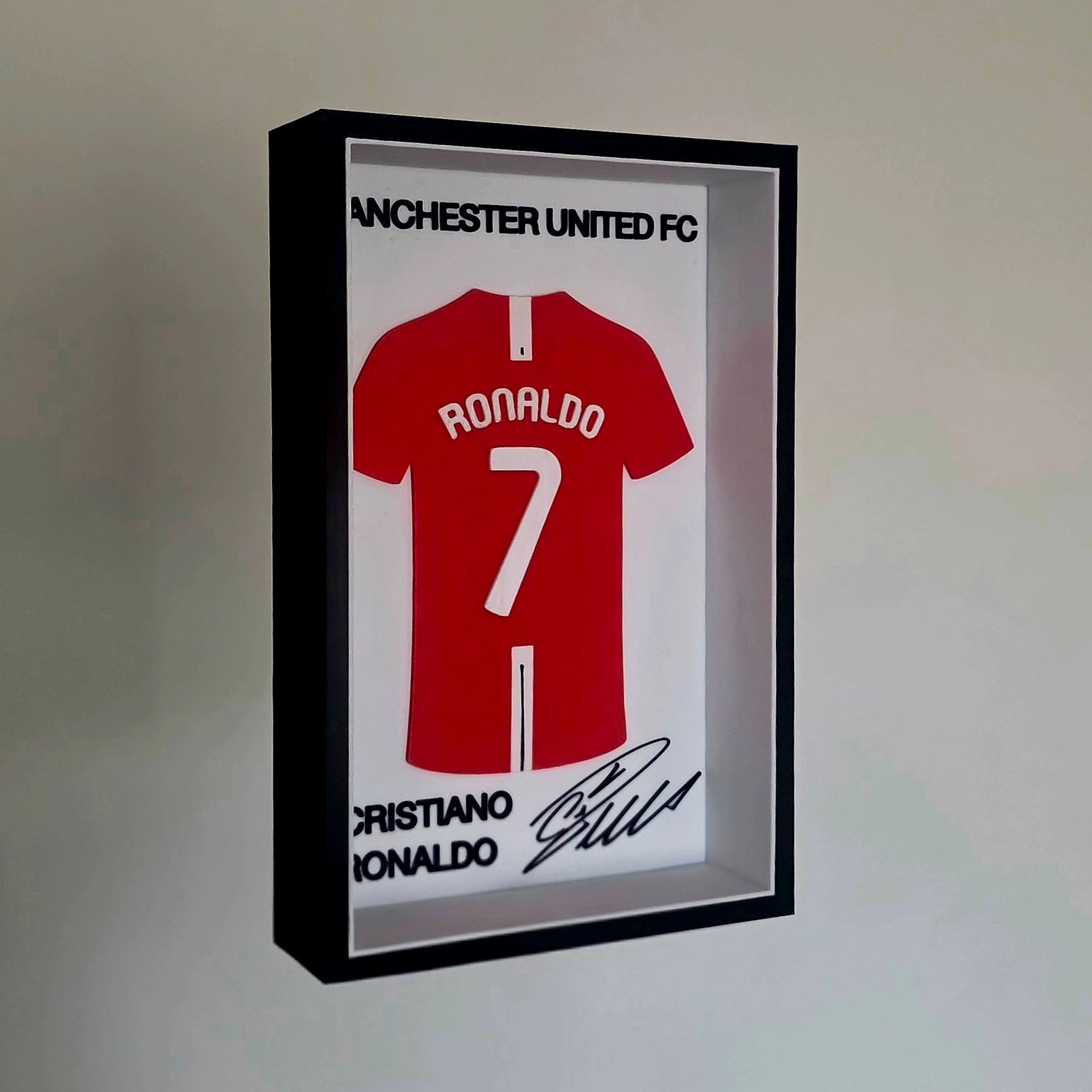 Ronaldo Shadow Box
