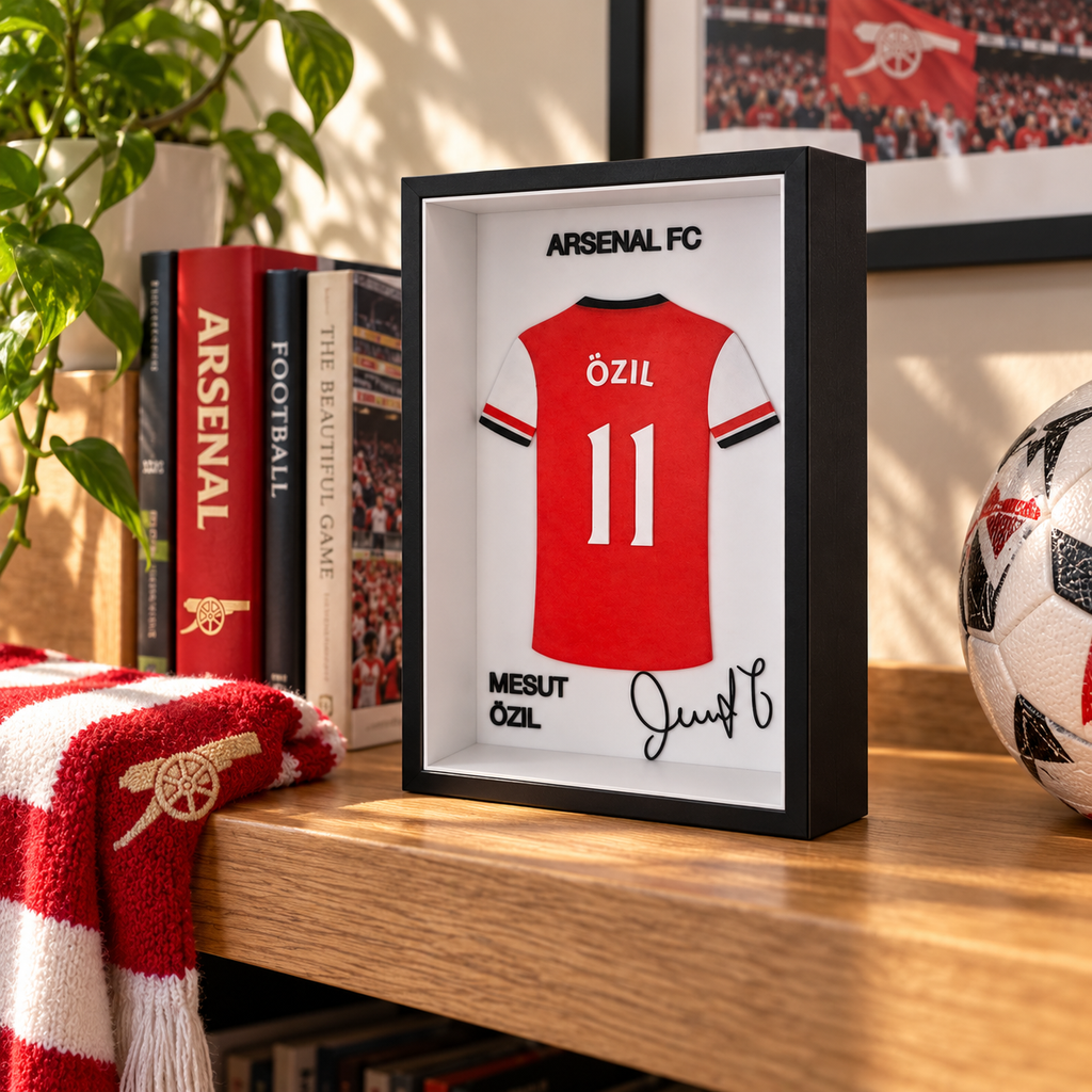 Mesut Özil Arsenal Shadow Box